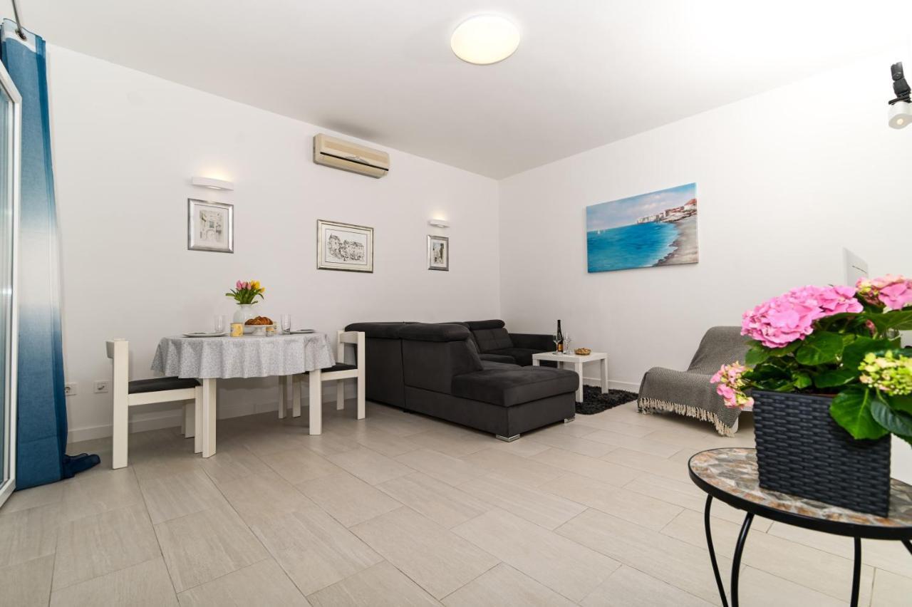 Holiday House Dijana Rogoznica  Buitenkant foto
